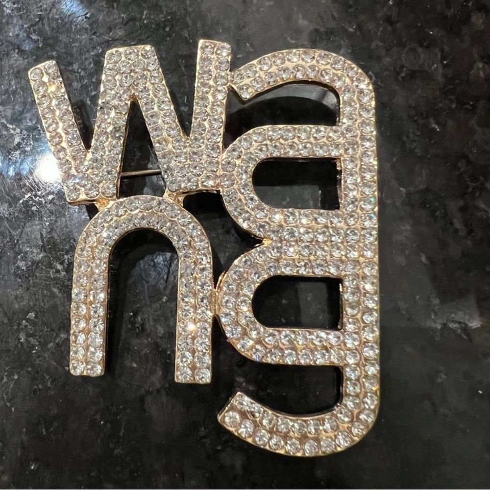 New Vera Wang Rhinestone & Cubic Zirconia Statement Luxury Brooch - Picture 3 of 4